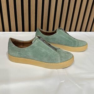 Frye Green Suede Zip Front Sneakers Leather Lined Women’s Size 9.5M